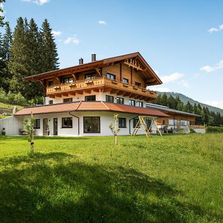 Appartements Bichl ,Haus Ausblick ヴェンス エクステリア 写真